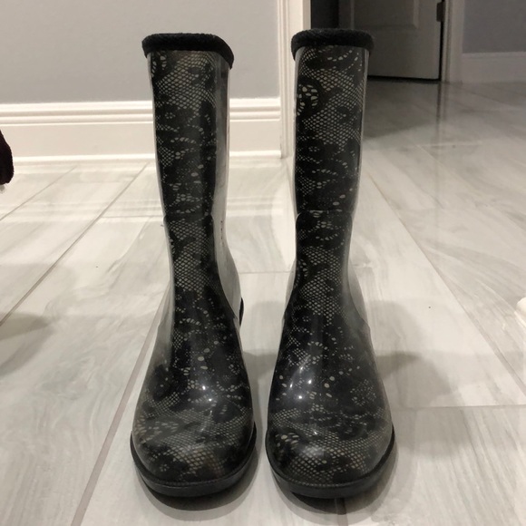 Henry Ferrera Shoes - Henry Ferrera Rain Boots